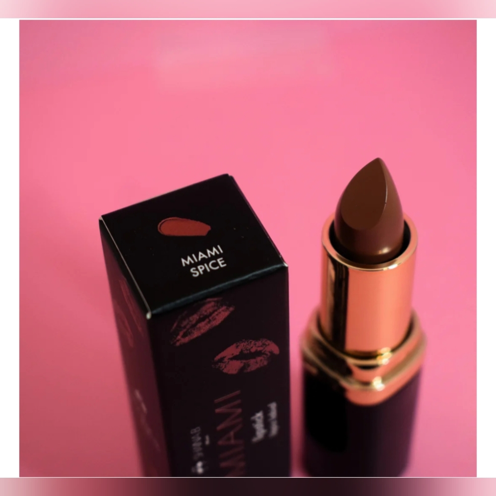 5/75$ SHAINA B MIAMI Lipstick in Miami Spice